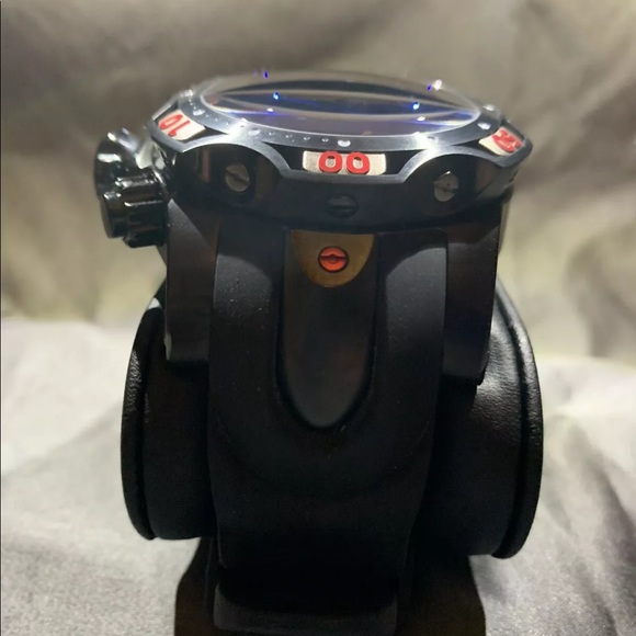 INVICTA RESERVE VENOM BULLDOG 52.5MM MODEL30349 - Picture 4 of 6